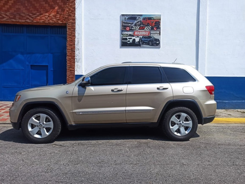 Imagen 3 de 9 de Jeep Grand Cherokee