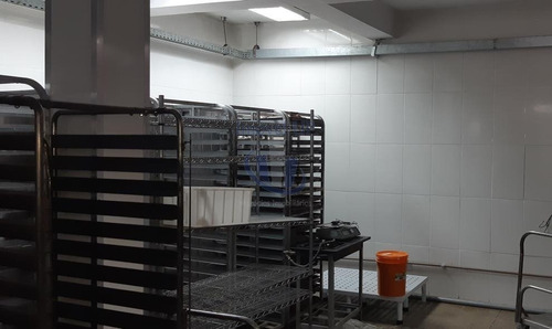 Imagem 12 de 13 de Excelente Oportunidade! Imovel Comercial Adaptado Aprovado Pela Anvisa ! - V-2032