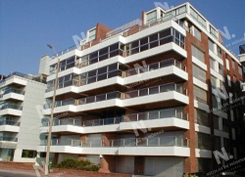 Imagen 27 de 30 de Departamento En Venta, 3 Dormitorios Con Linda Vista Al Mar. - Punta Del Este Peninsula