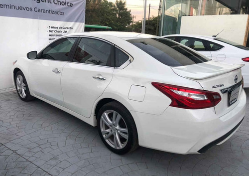 Nissan Altima 2017 4p Advance Navi L4/2.5 Aut