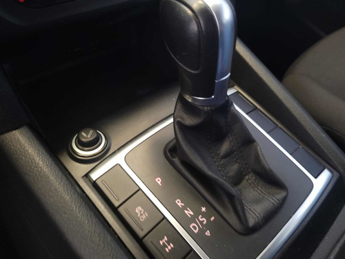 Imagen 8 de 24 de Volkswagen Amarok 2018 3.0 V6