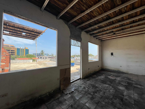 Edificio Comercial 3 Niveles En Venta Barcelona