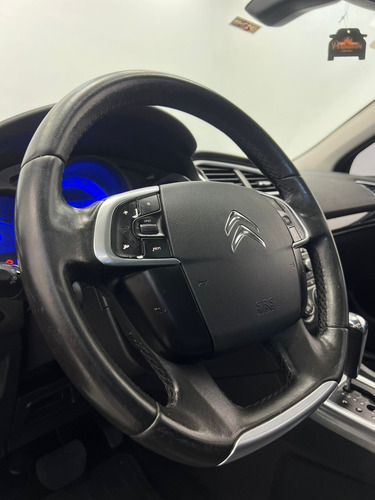 Citroën C4 Lounge 1.6 Thp Exclusive Flex Aut. 4p