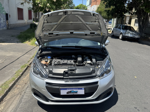 Peugeot 208 1.6 Active