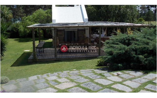 Espectacular Casa En El Golf - Ref: 6524