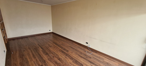 Robles 12667. Lo Barnechea