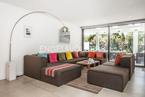 Arriendo Moderna Casa San Damián , Las Condes