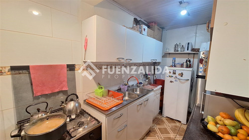 Casa En Venta De 5 Dorm. En Estación Central, Ymg