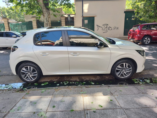 Peugeot 208 1.6 Feline Tiptronic