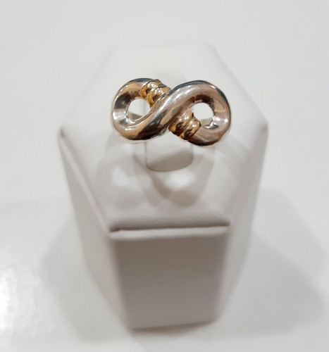 Anillo Infinito En Plata Con Apliques En Oro