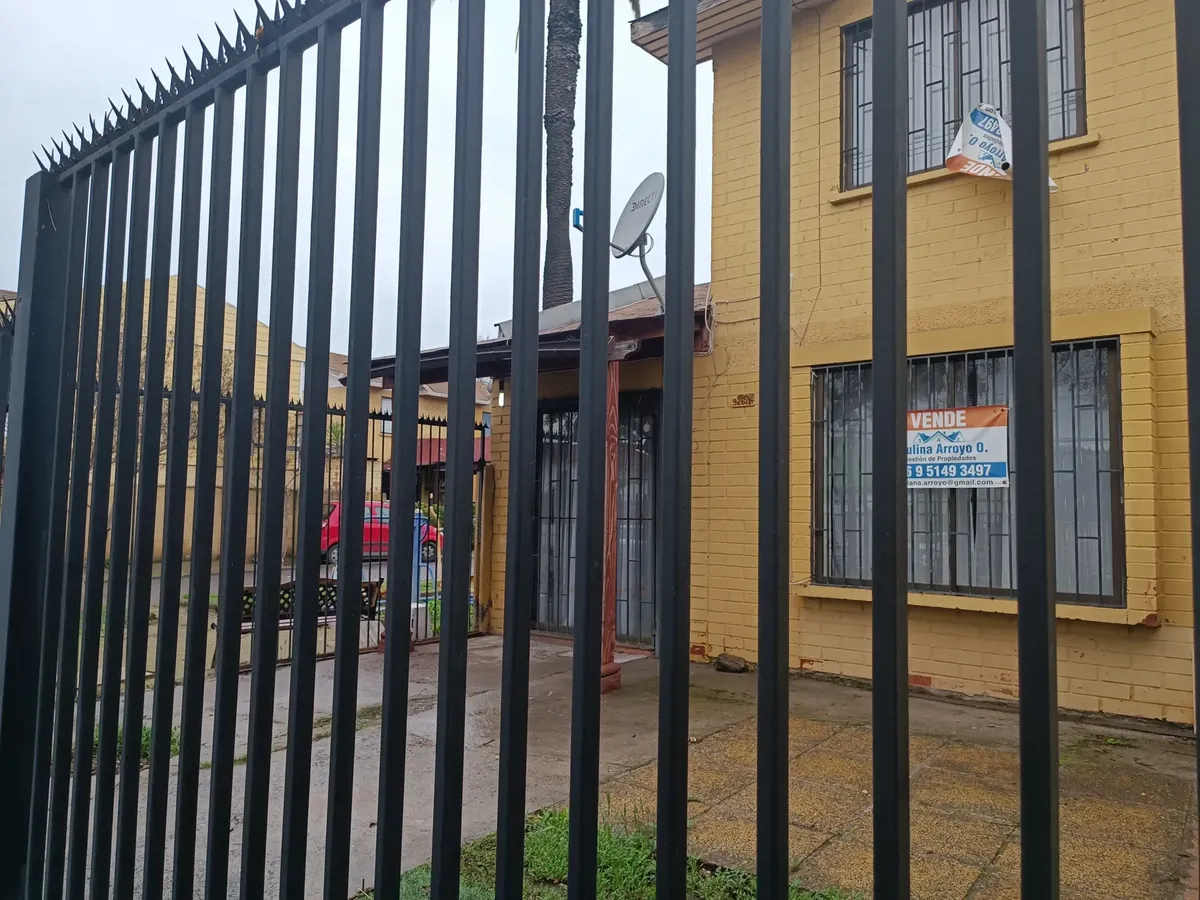 Imagen 3 de 3 de Casa Con Ampliación Ubicada En Calle Principal De La Comuna