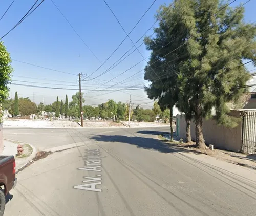 Sk01- Casa En Remate Bancario En Av. Aranjuez, Villa Fontana Ix, Tijuana, Bc. (65% Debajo De Su Valor Comercial, Solo Recursos Propios)
