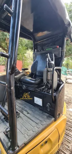 Miniexcavadora Caterpillar 303.5e2 Modelo 2017