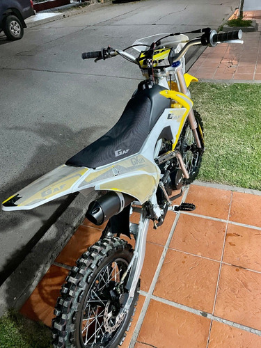 Imagen 3 de 12 de Moto Gaf Gx 125