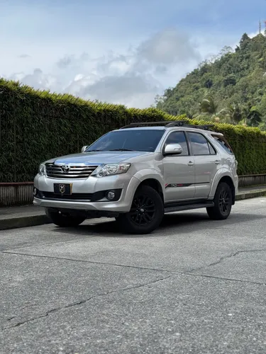 Toyota Fortuner 2.7l 4x2