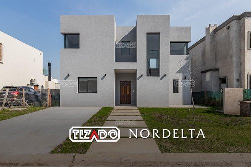 Casa En Venta En Vila Marina Ii, Villanueva, Tigre