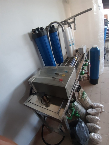 Imagen 4 de 11 de Planta Embotelladora Agua Purificada