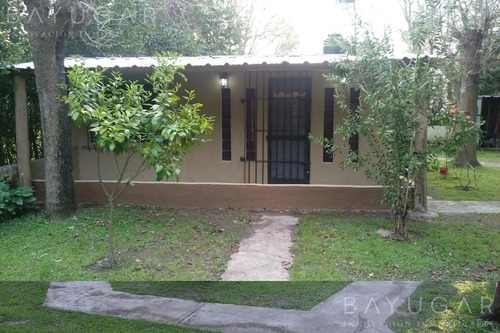 Imagen 1 de 23 de Venta - Casa Quinta En Barrio Los Cardos - Exaltación De La Cruz - Bayugar Negocios Inmobiliarios