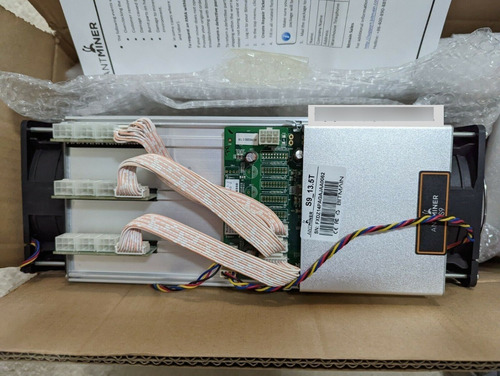 Imagen 3 de 3 de Antminer S9 13 Ts Asic Con Psu Y Todos Cables