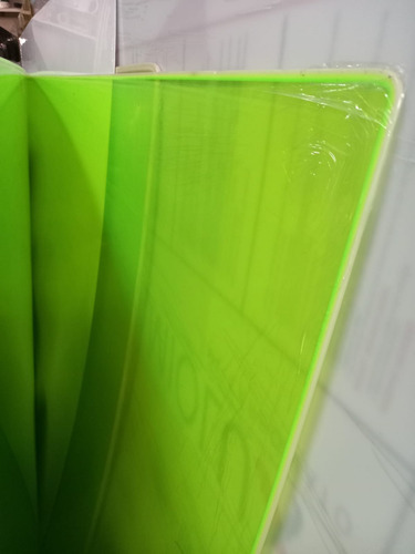Placa De Acrílico Verde Fluor 2000 Mm X 1000mm X 3mm
