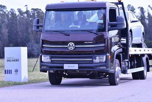 Volkswagen 9-170 Con Carrocería De Auxilio Con Tenedor