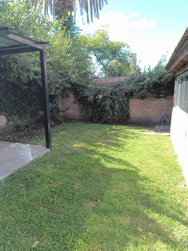 Casa En Ph Totalmente Independiente En Esquina Todo En Una