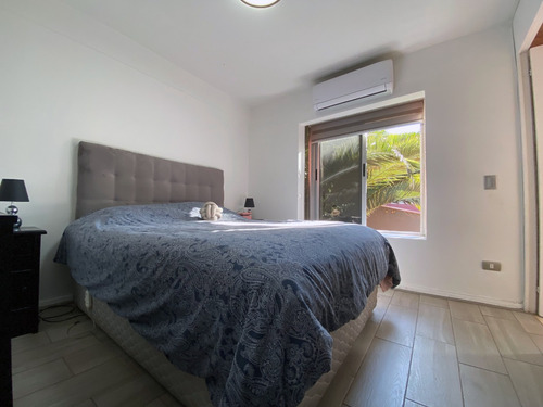 Casa En Ñuñoa De 3 Niveles Con Piscina, Jardín Y Quincho