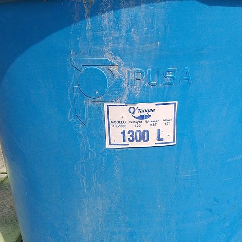 Tanque De Agua De 1300 Lts. Marca Ipusa, Qtanque