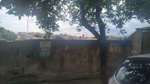 Imagem 1 de 3 de Terrenos Murados De 300mts Cada Em Localização Excelente, Um Ao Lado Do Outro - Te0074