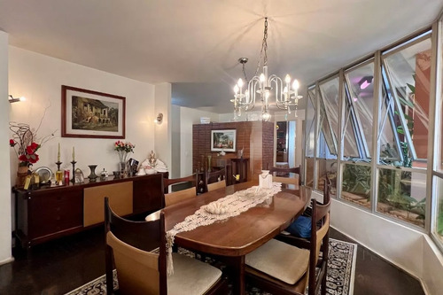 Apartamento À Venda Com 225m², 3 Suítes Com 2 Vagas De Garagem Fixas. Jardim Paulista. Planta Excelente Com Jardim De Inverno.