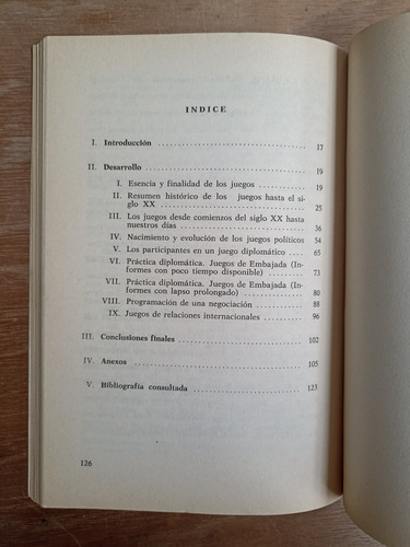 Juegos De Relaciones Internacionales - Edgardo Matute Bravo (Usado)