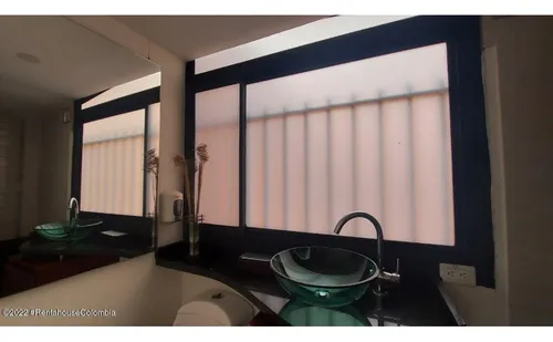 Comercial En Bogota Rah Co: 25-341