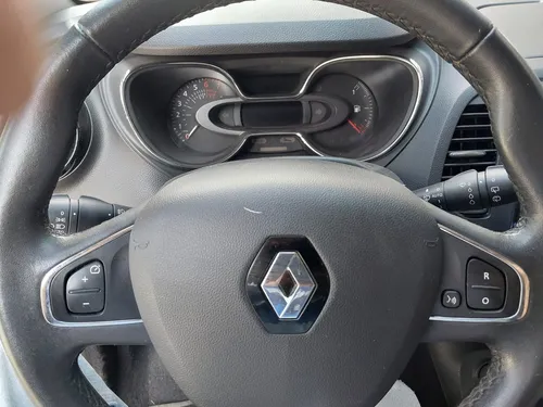 Renault Captur 2.0 Intens Automática