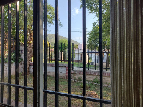 Venta Casa 2 Dormitorios En Villa Carlos Paz