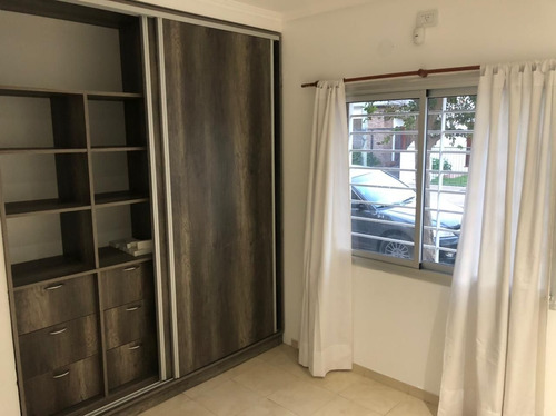 Imagen 2 de 17 de Departamento En Venta En Berazategui