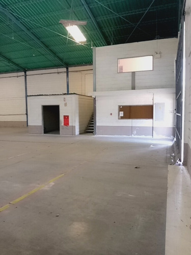 Se Vende Galpon Zona Industrial La Isabelica Atg-125