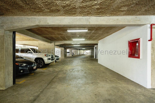 Se Vende Apartamento En Lomas Del Sol Mls #25-3602