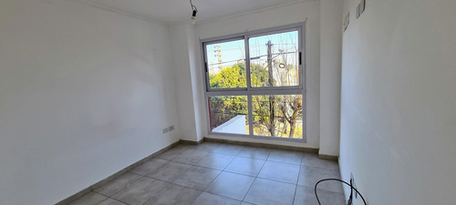 Departamento  En Venta En Haedo, Morón, G.b.a. Zona Oeste