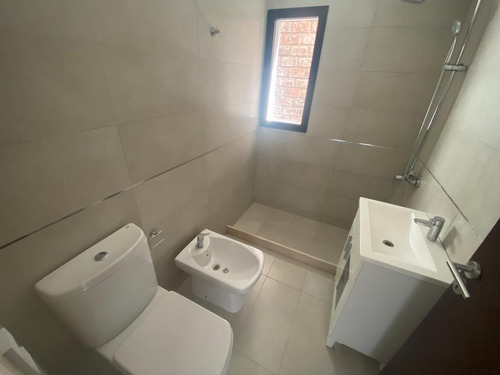 Imagen 23 de 24 de Dúplex Con Terraza Y Quincho Propio