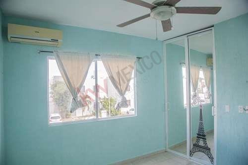 Imagen 15 de 23 de Casa En Venta - Los Olivos - Playa Del Carmen - Q. Roo - Doble Filtro De Seguridad - Privada Con Alberca