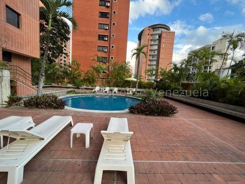 Imagen 7 de 9 de Bello Y Acogedor Apartamento Amoblado Ubicada En El Rosal Caracas 22-21707