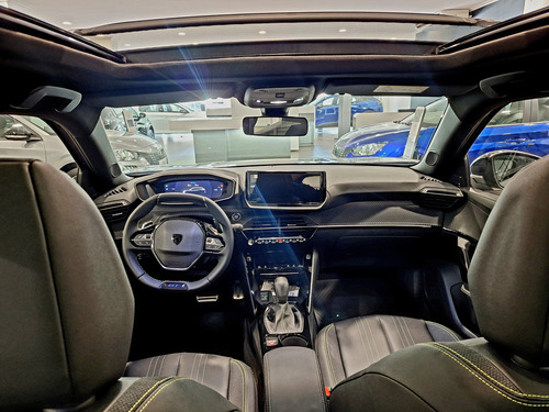 Peugeot 2008 1.0T Gt