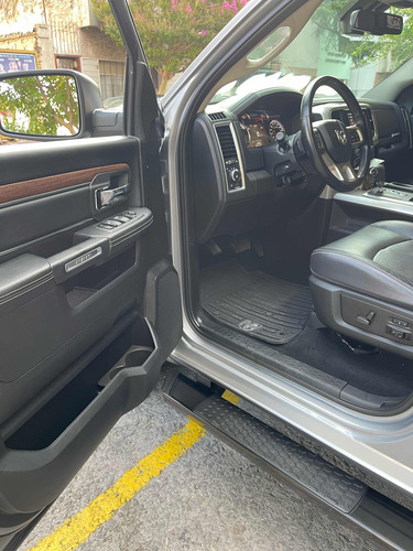 RAM 1500 5.7 Laramie Atx V8