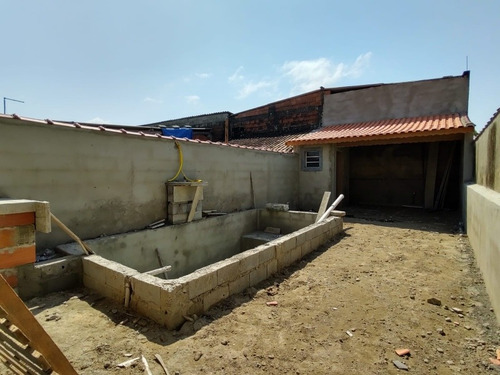 Imagem 10 de 13 de Casa A Venda 2 Quartos Em.mongagua Não É Geminada!