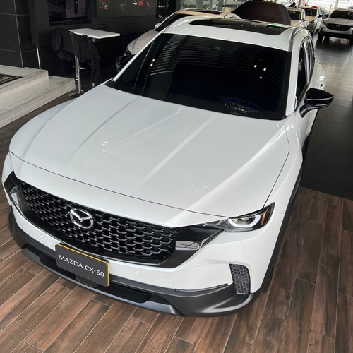 Imagen 2 de 25 de Mazda Cx50 Grand Touring Lx Awd Blanco