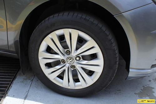 Imagen 25 de 25 de Volkswagen Voyage 1.6 Trendline
