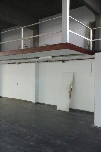 Excelente Local Comercial En Venta