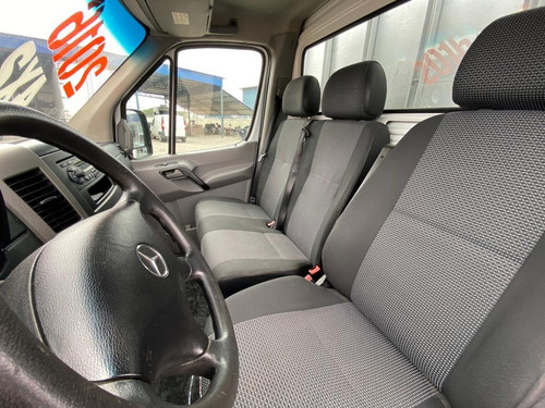 Imagem 8 de 17 de Mb Sprinter 311 Cdi Street, 4x2, 2016. Carroceria 3,10m