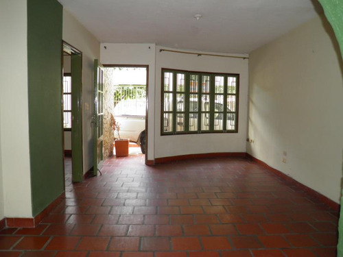 Casa En Venta En Cúcuta. Cod V15004