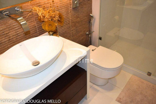 Casa Com 5 Dormitórios À Venda, 770 M² Por R$ 5.900.000,00 - Camboinhas - Niterói/rj - Ca0810